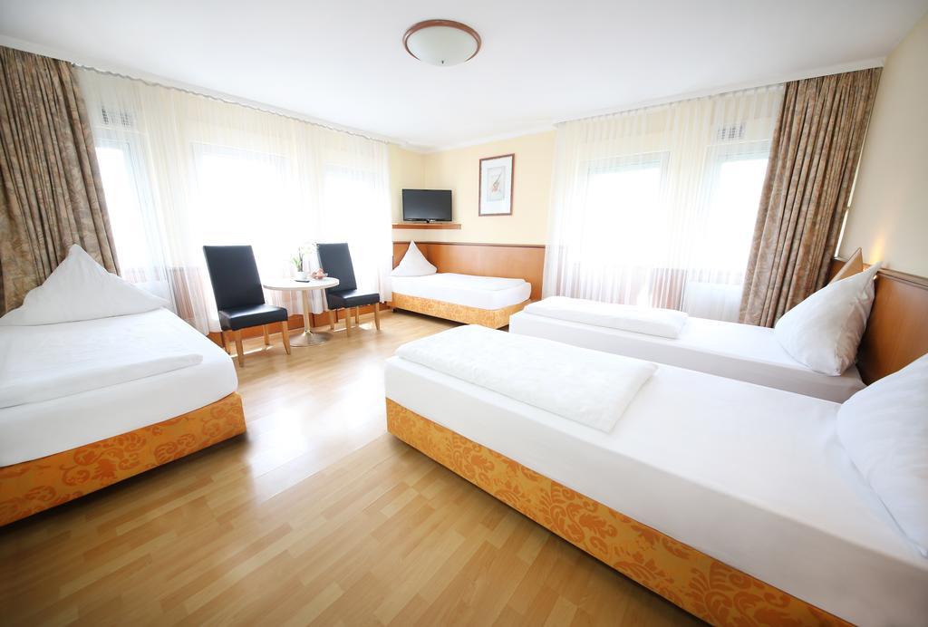 Hotel Europa Offenbach del Meno Habitación foto